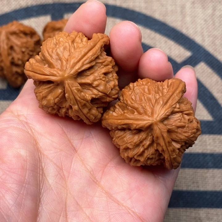 吊坠文玩核桃S****！