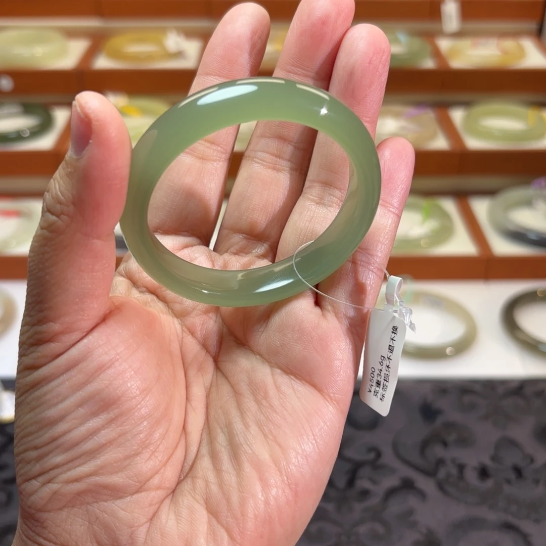 和田玉未镶嵌手镯冰浅湖水手镯过灯品质