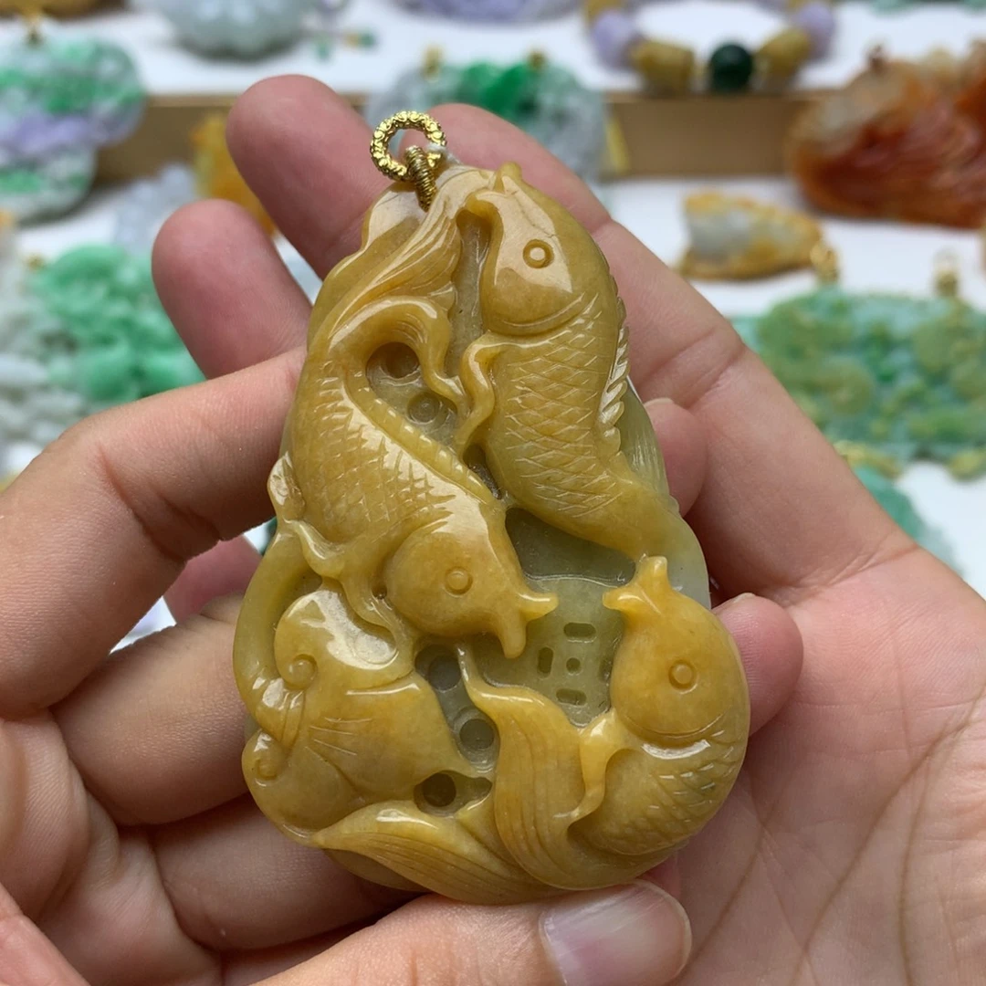 翡翠未镶嵌颈饰翡翠