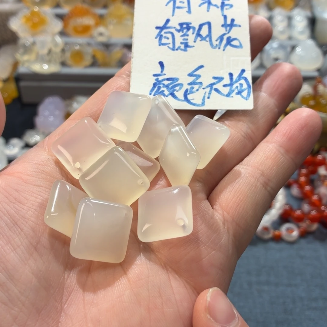 玛瑙/玉髓未镶嵌吊坠(不含链)