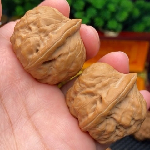 文玩核桃吊坠古蟾37全品