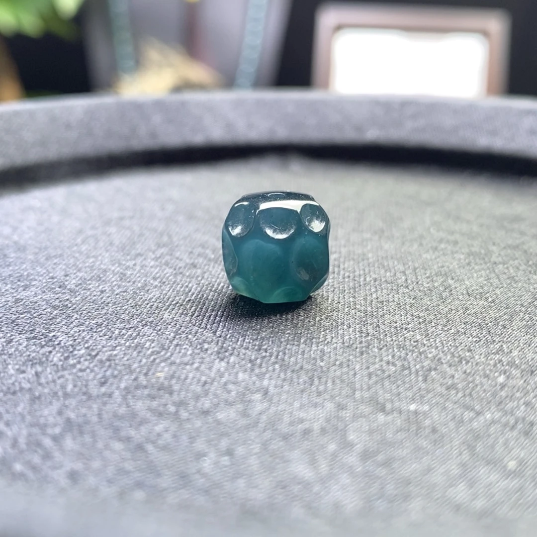 翡翠未镶嵌手链卡12左右无相珠子