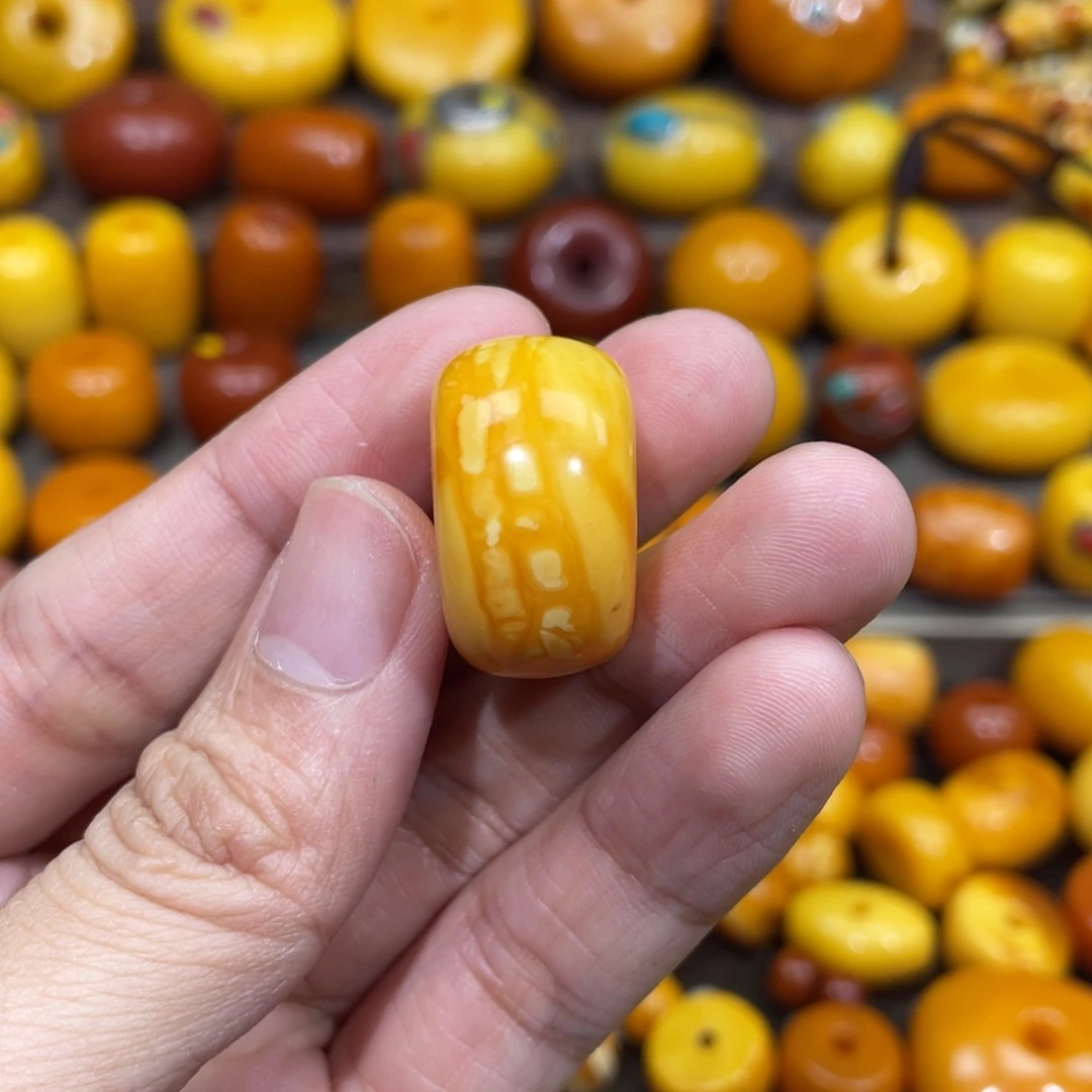 蜜蜡未镶嵌裸石直径25