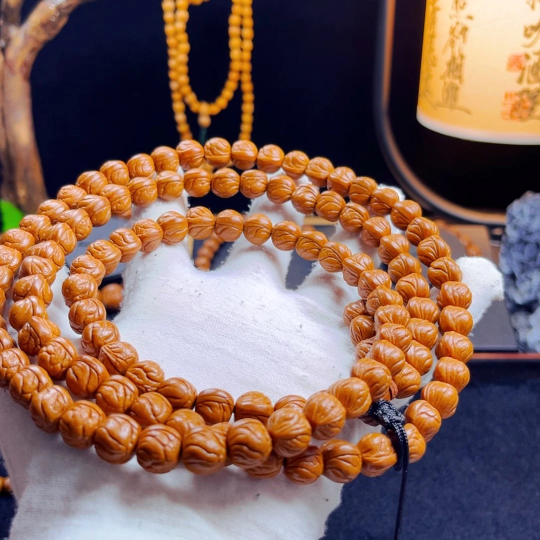 胡***室吊坠桃核野生桃核