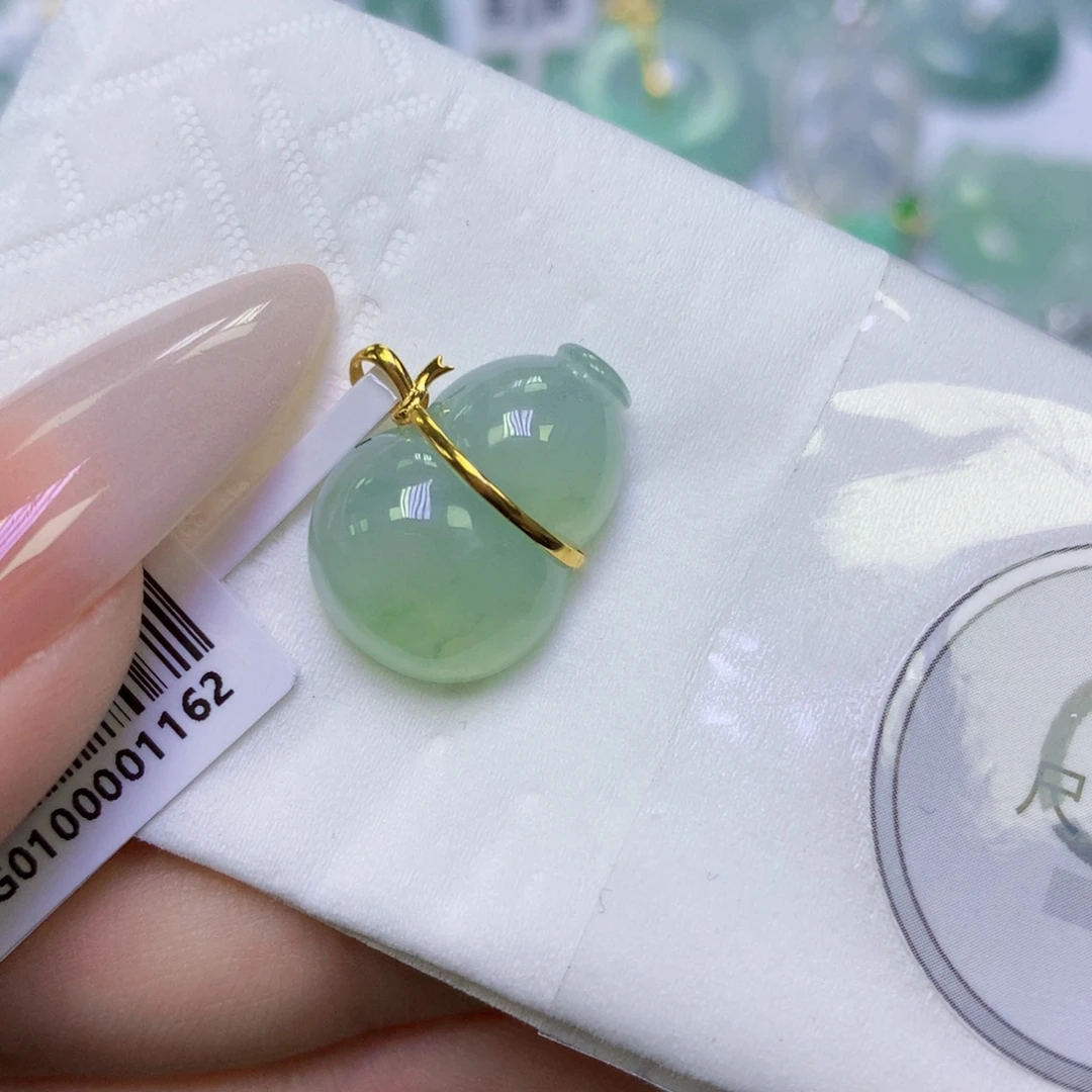 翡翠18K金镶嵌颈饰天然缅甸翡翠a货百元以上9元证书费自理