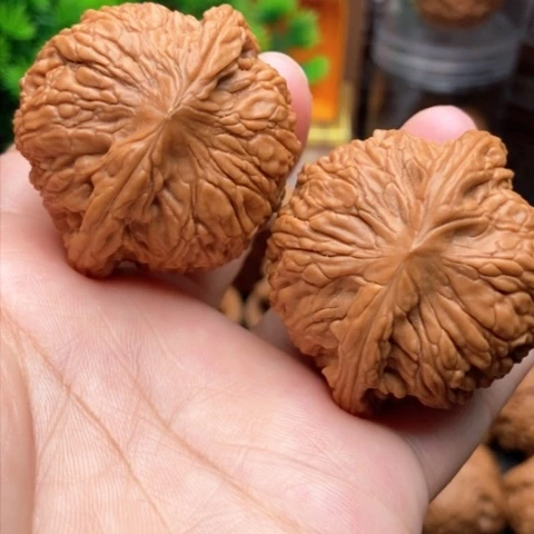 文玩核桃吊坠绣球45全品