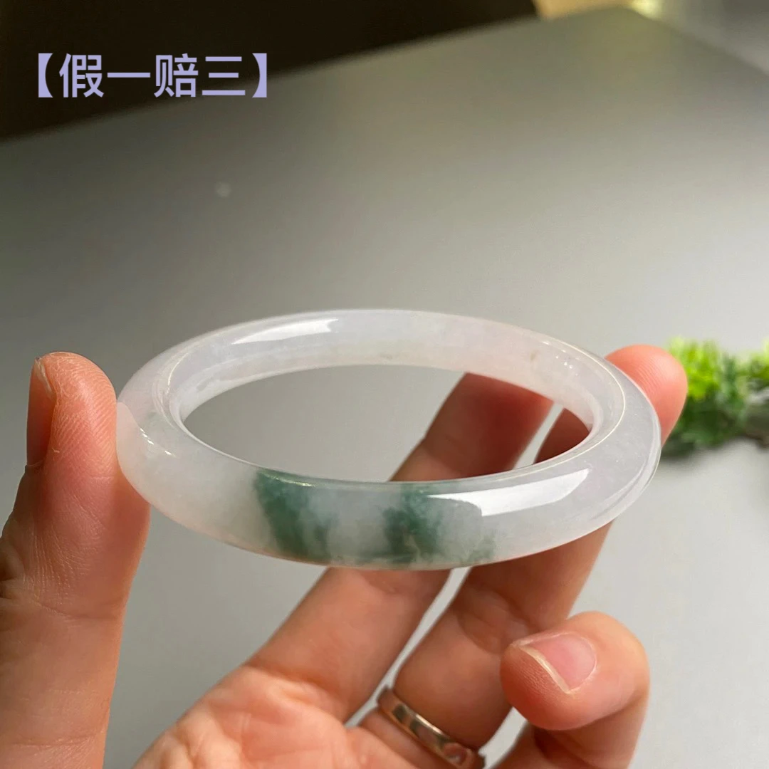 翠亿诚冰荔枝白兰花翡翠手镯 冰荔枝白纯净含蓄
