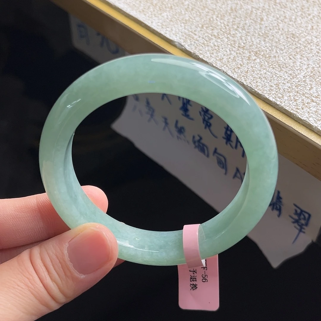 翡翠未镶嵌手镯手镯