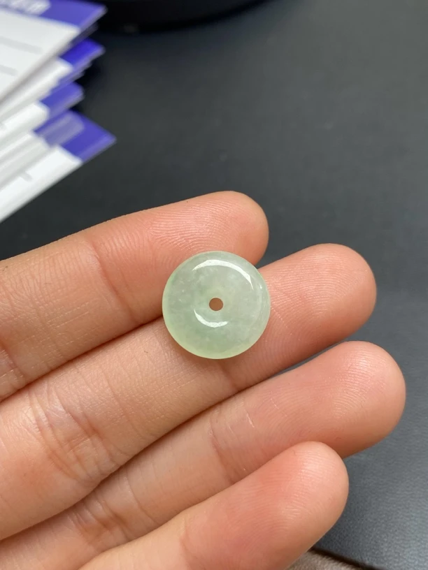 缅料翡翠A货小平安扣