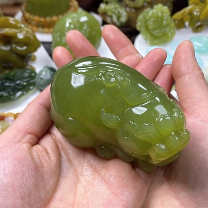 蛇纹石玉手把未镶嵌由**道