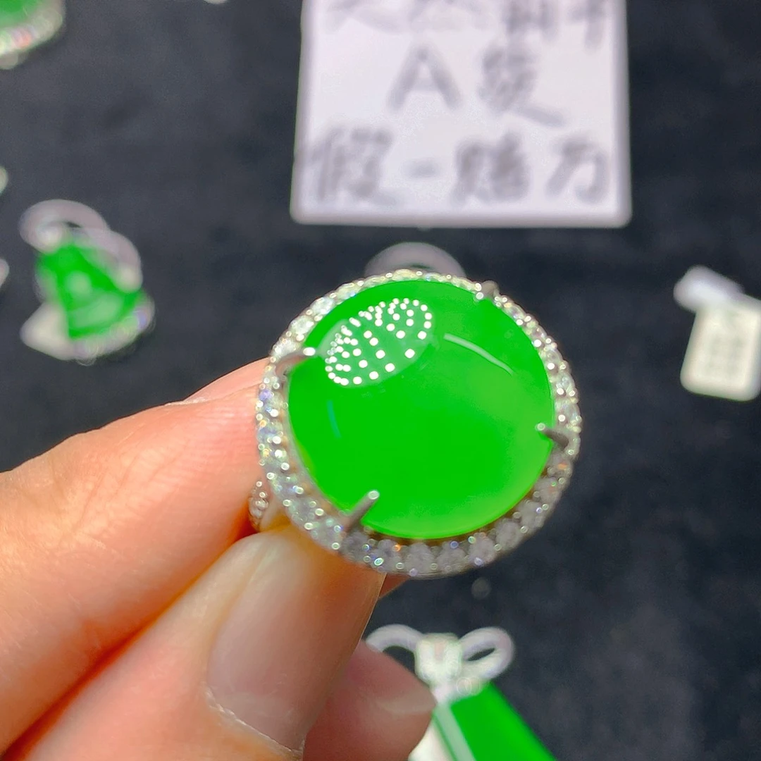 颈饰银S925镶嵌翡翠