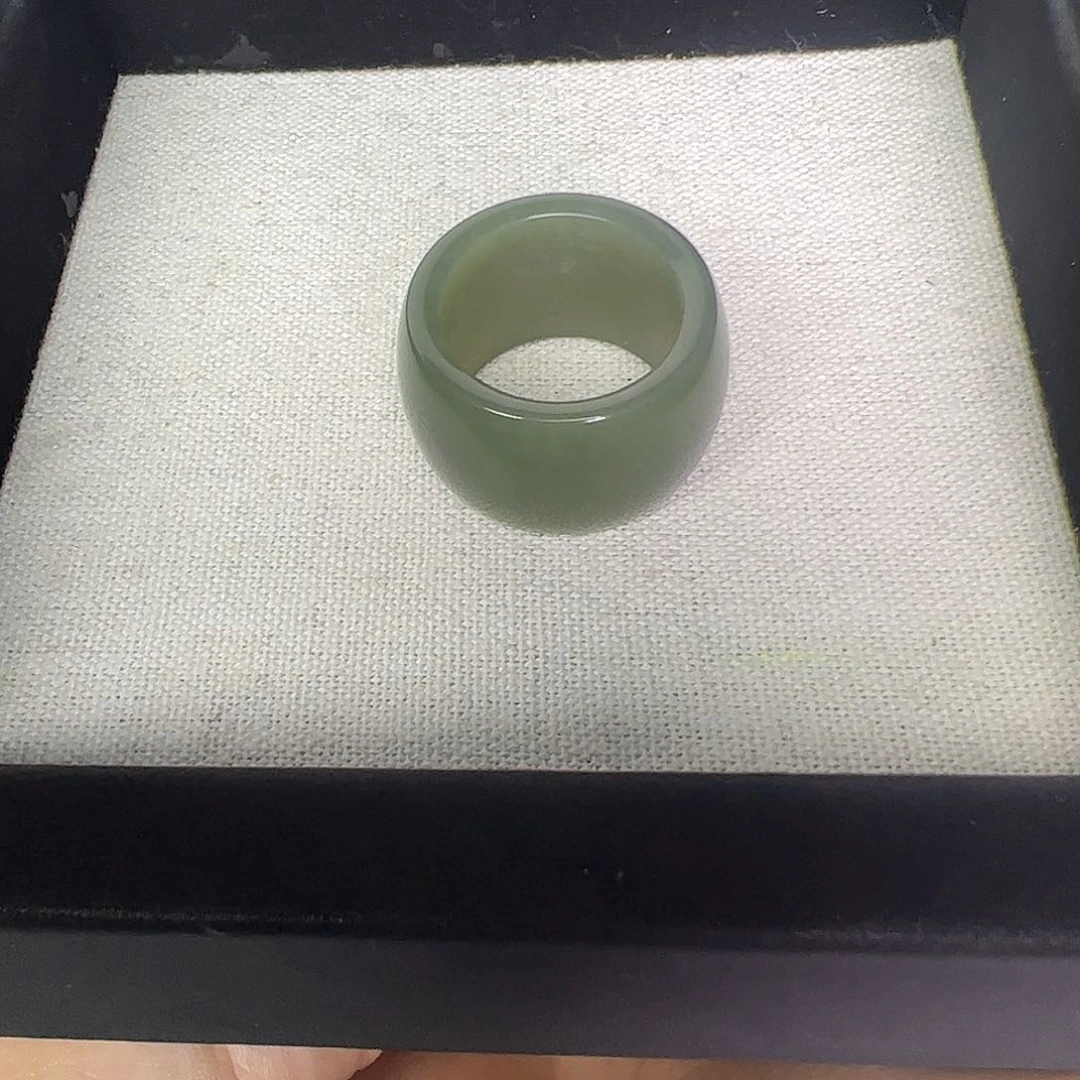 和田玉戒指未镶嵌24号湖水绿宽轮胎需包容