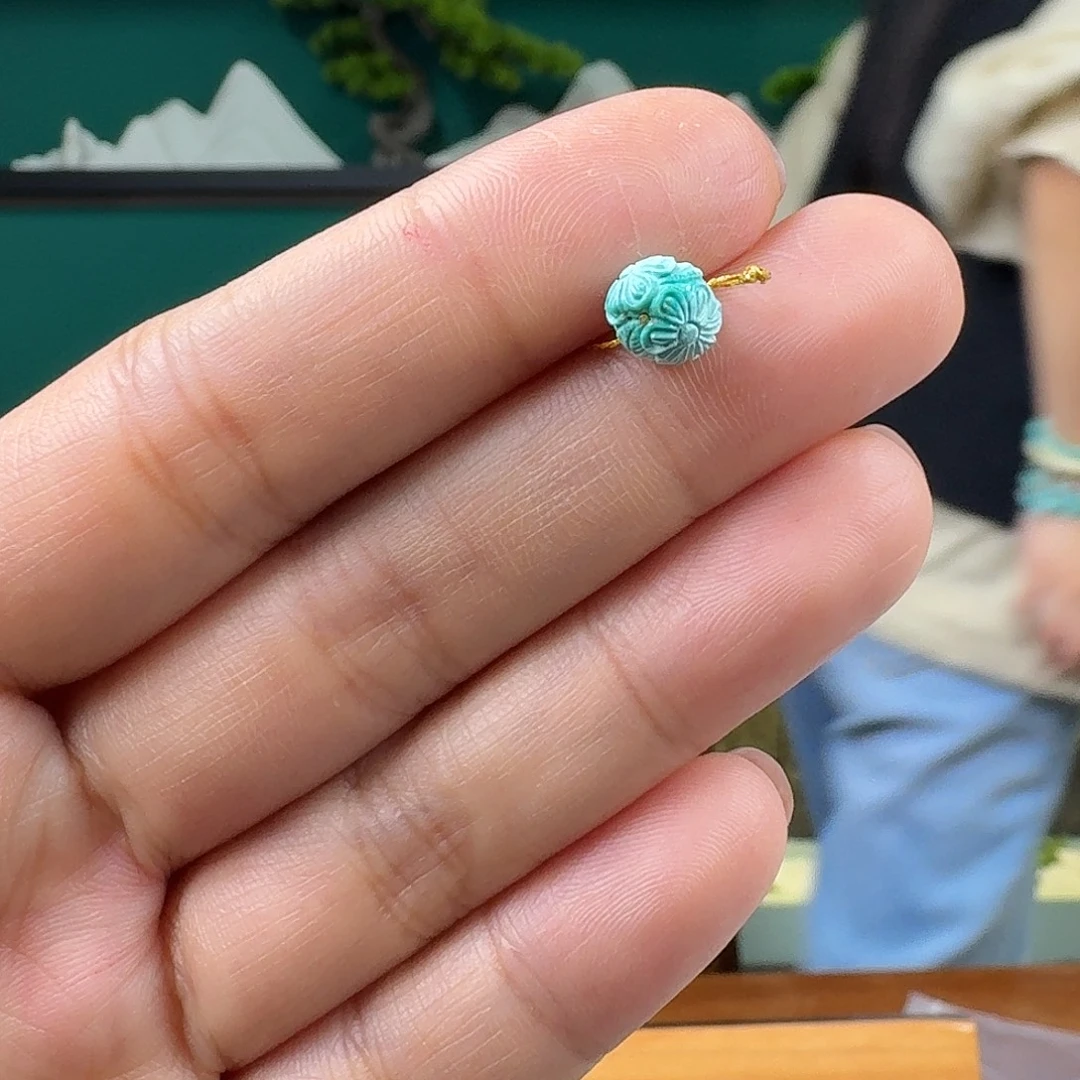 绿松石未镶嵌珠宝奇石