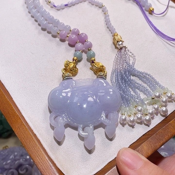 翡翠未镶嵌颈饰翡翠吊坠