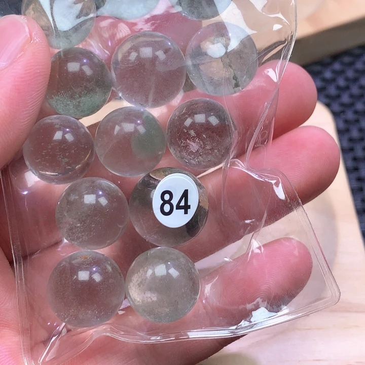 未镶嵌颈饰水晶晨*