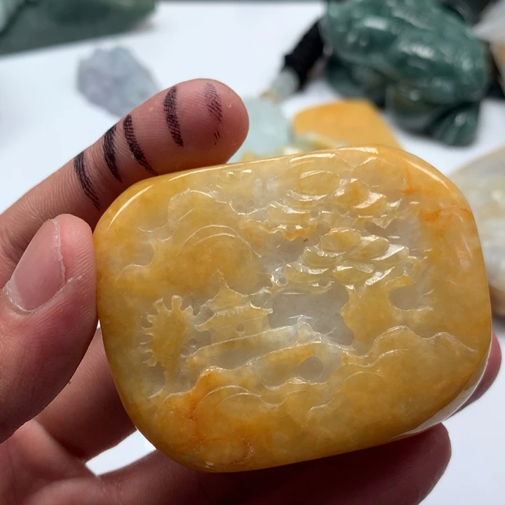 翡翠未镶嵌颈饰保真天然a货翡翠