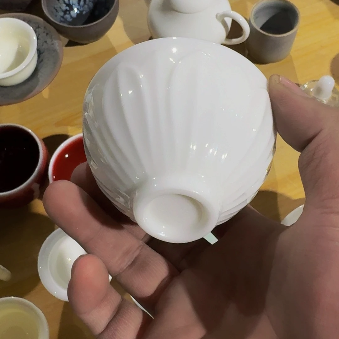 瑕疵茶具，介意勿拍月**牙