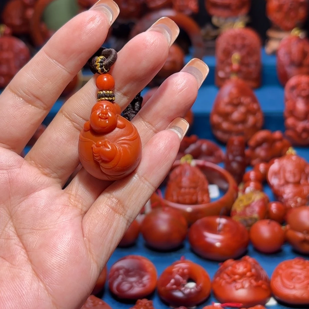 未镶嵌雕刻南红玛瑙