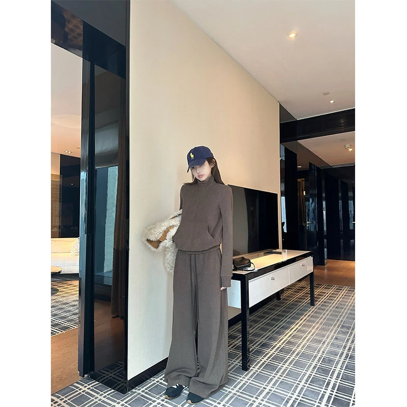 2025秋季新款运动风修身显瘦外套上衣百搭时尚简约直筒长裤套装女