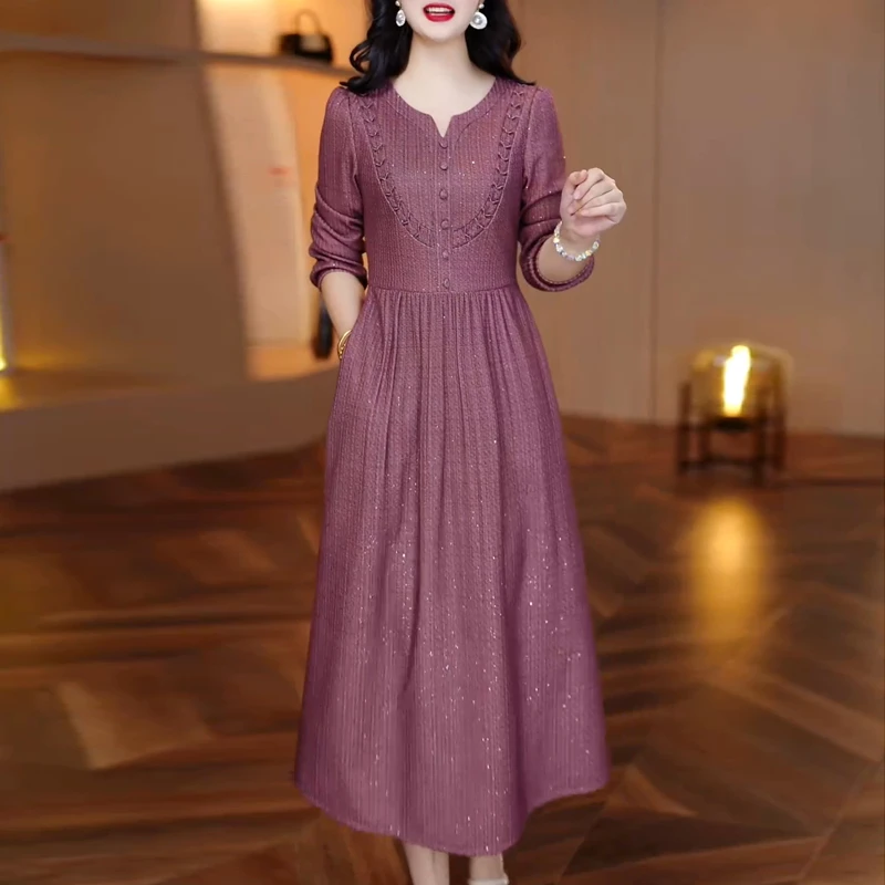 高端时尚气质简约大码连衣裙2025秋季新款显瘦遮肉减龄中长款裙子