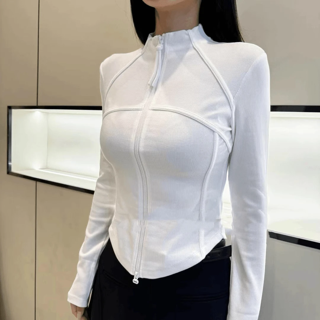白色韩版鱼骨拼接拉链立领t恤女秋冬时尚运动瑜伽服修身短款上衣
