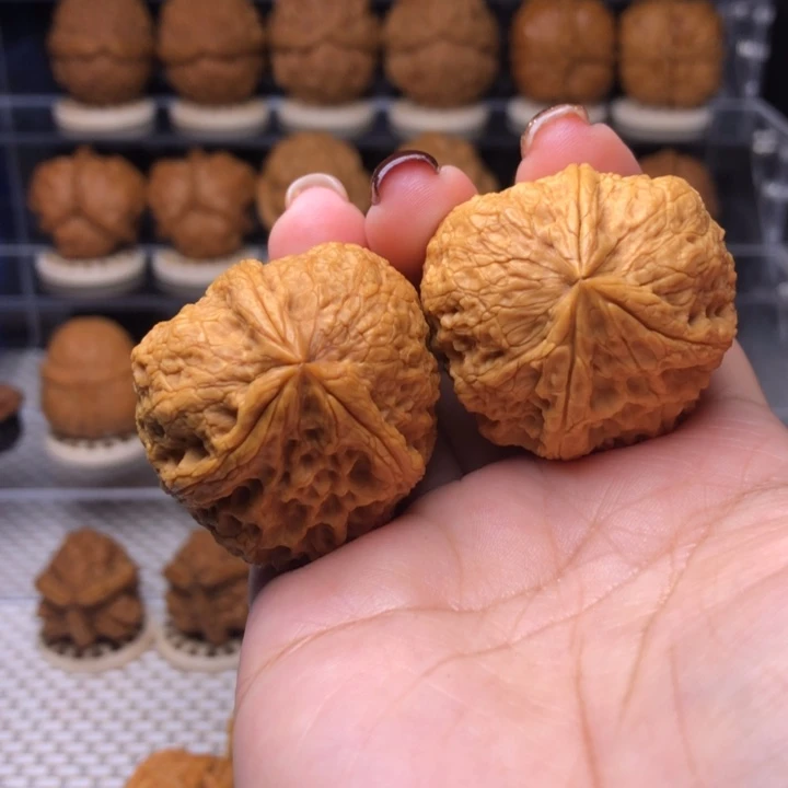 文玩核桃把件81号高山流水佛肚36尺