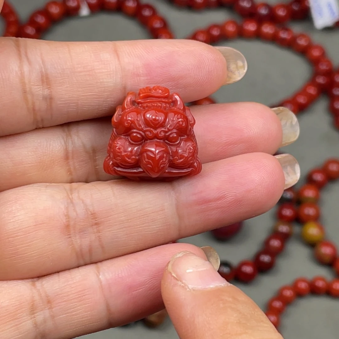南红玛瑙未镶嵌颈饰