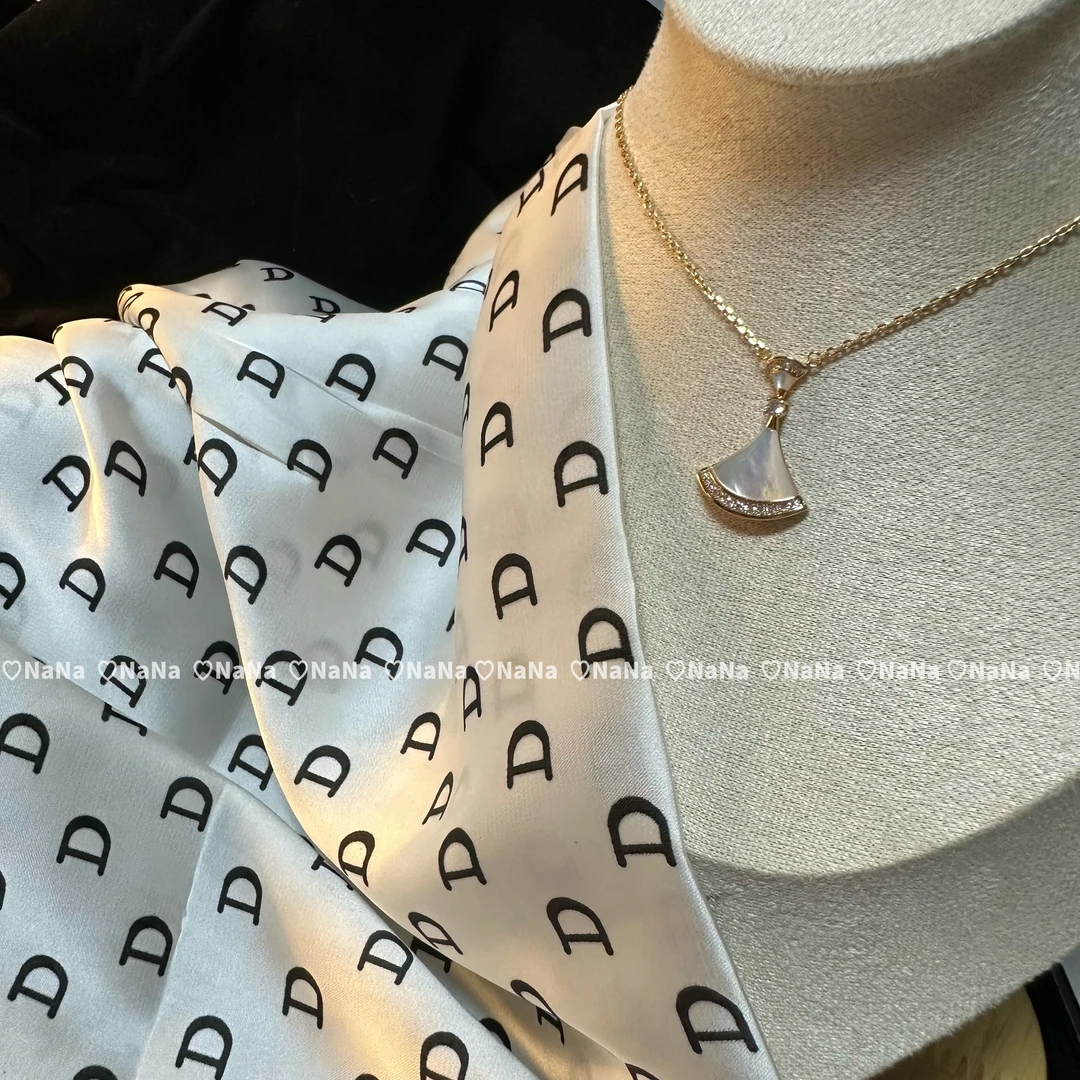 【nana】扇子项连系列 时尚 气质轻奢百搭简约经典设计师款丝巾