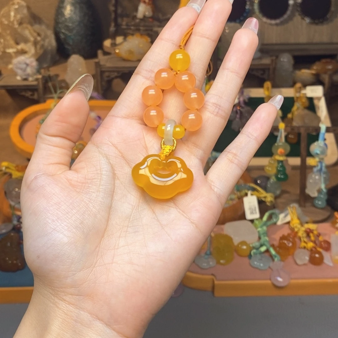 未镶嵌车挂玛瑙/玉髓挂件