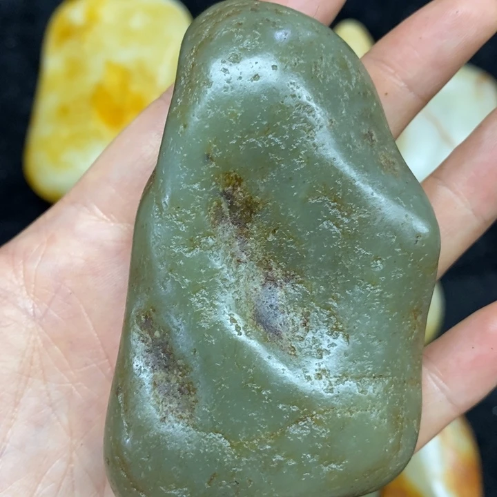 未镶嵌和田玉（糖玉）挂件