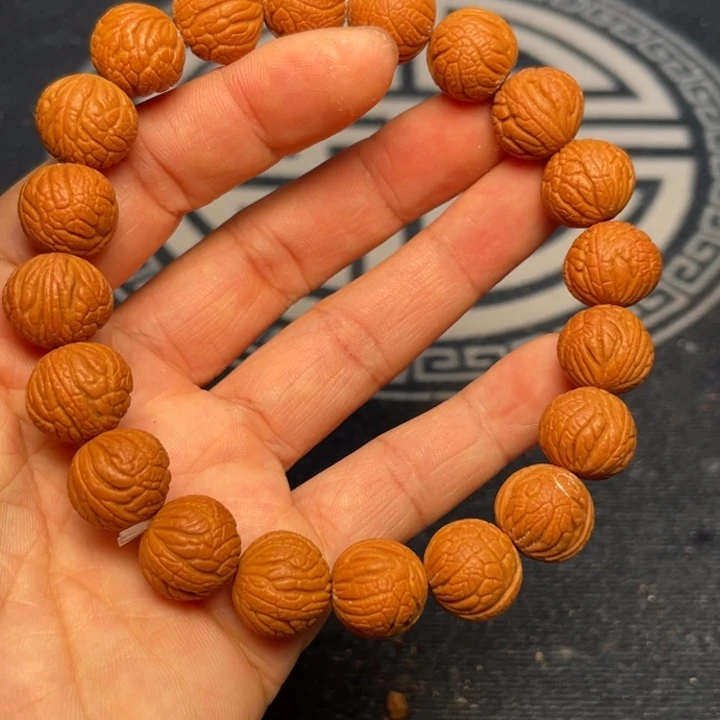 桃核手串龙纹桃核3