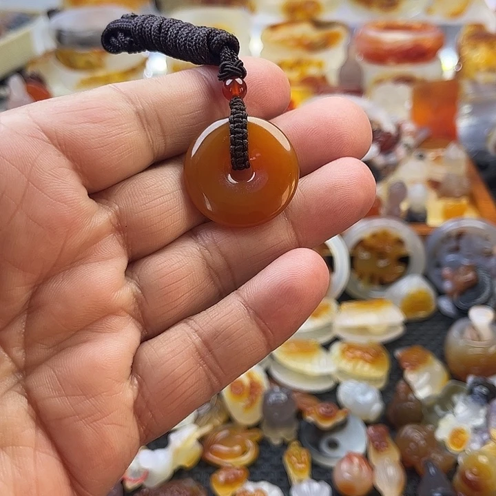 玛瑙/玉髓未镶嵌颈饰