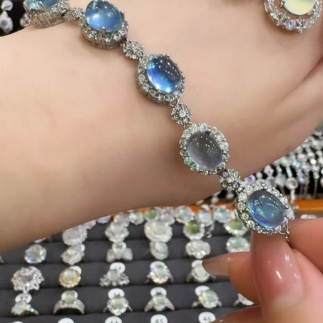 海蓝宝石手链银S925镶嵌小***～