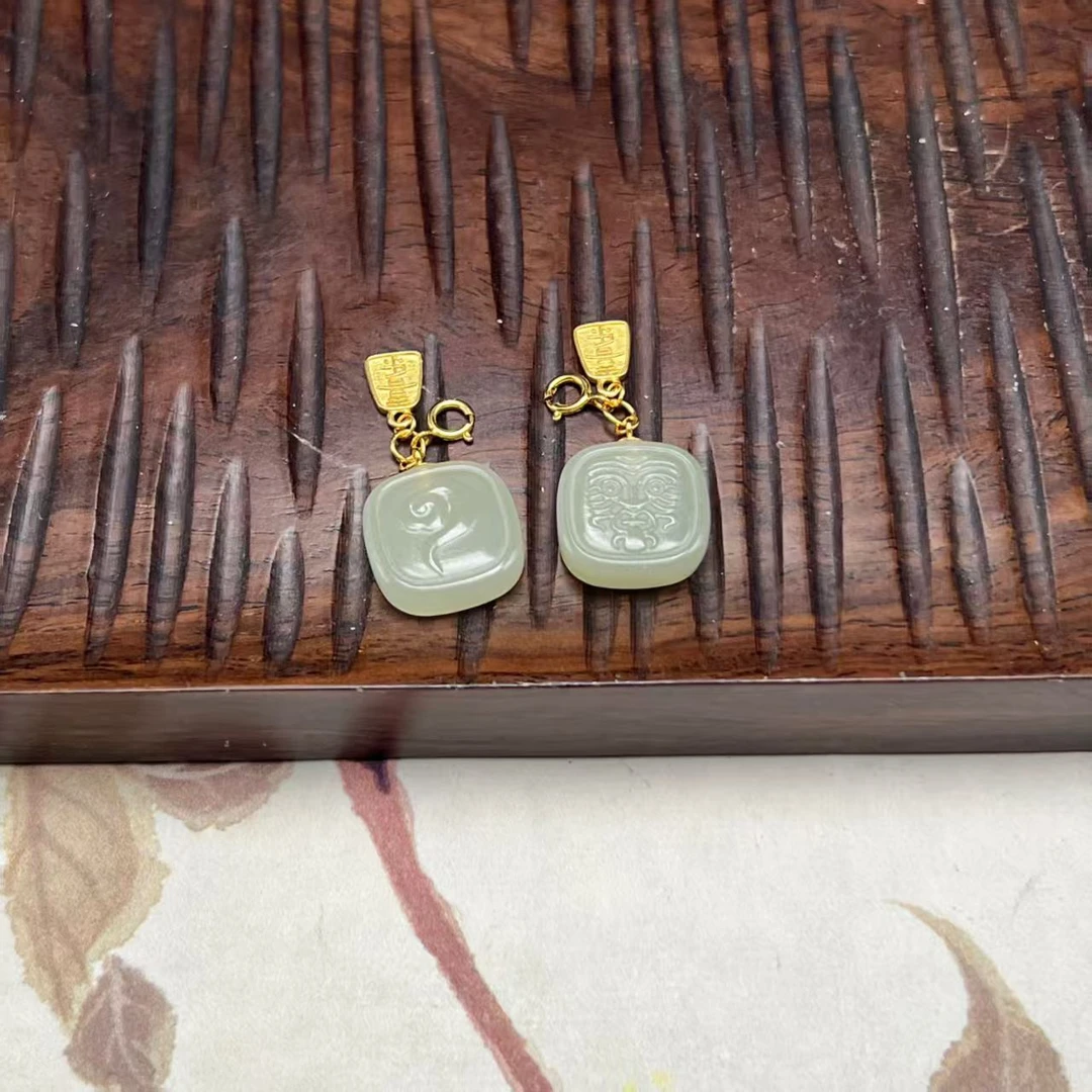 【北野珠宝】天然和田玉方糖吊坠-B117H-104多样性发一15x4mm