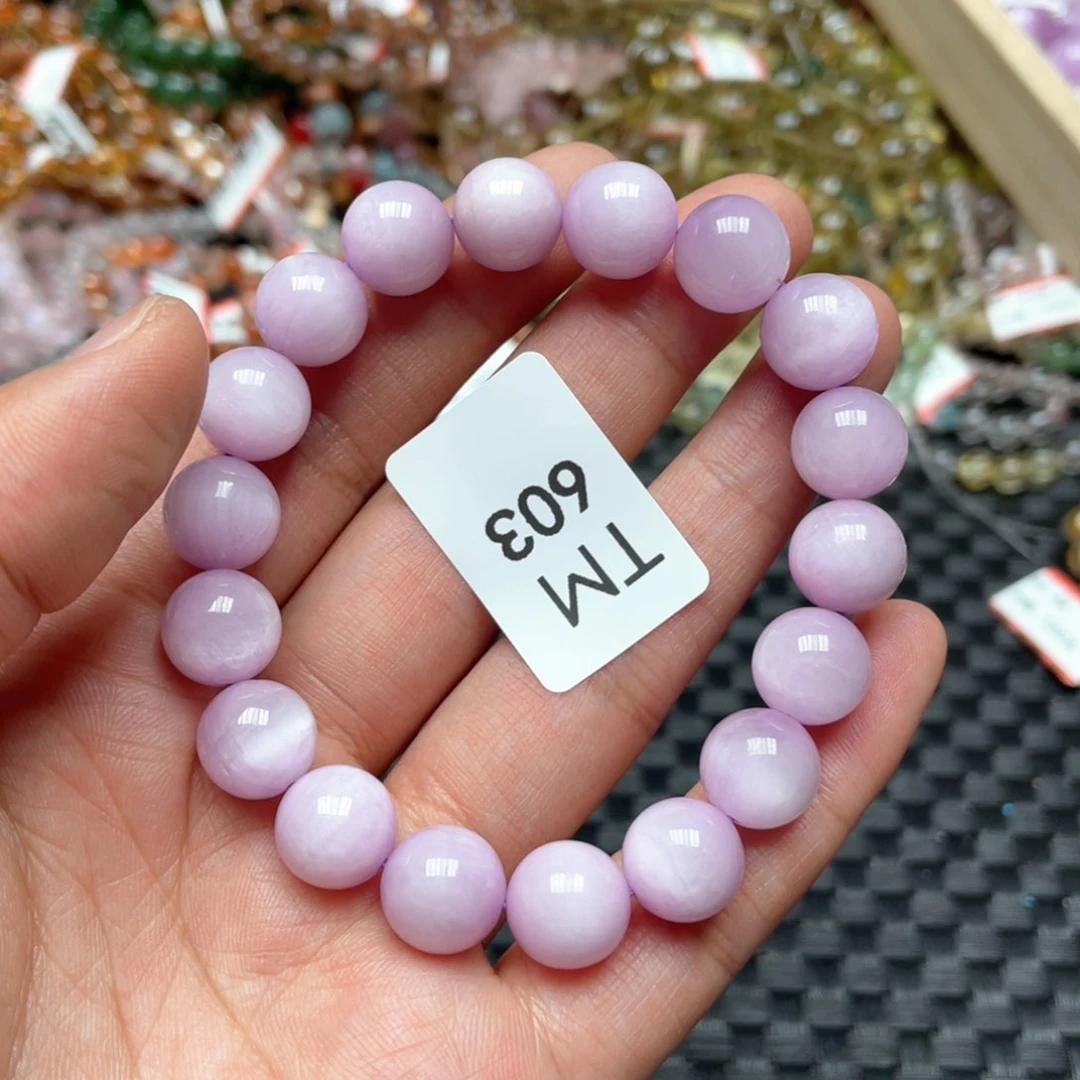 水晶多样性发一只未镶嵌