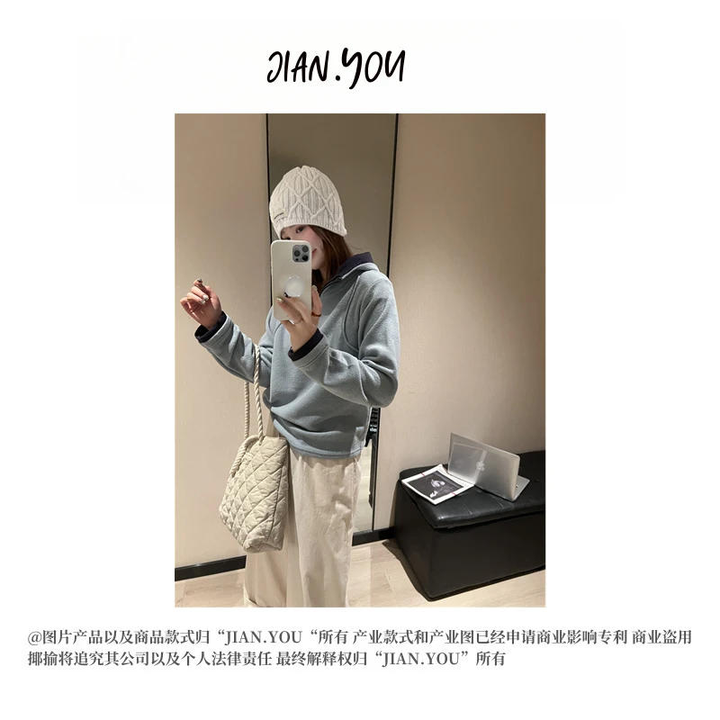 JIANYOU-「百搭不挑人」2024新款加绒时尚拉链半开领卫衣E-241265