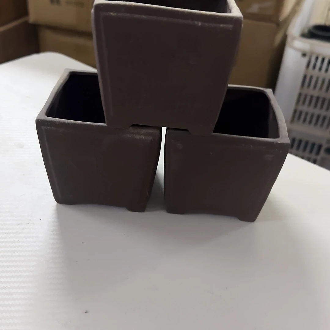 3个福利局库存尾单·有孔花盆当天满9元发