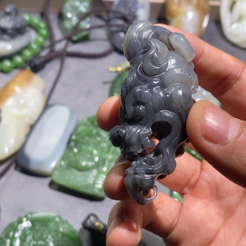 【闪购商品】和田玉把件未镶嵌雨*