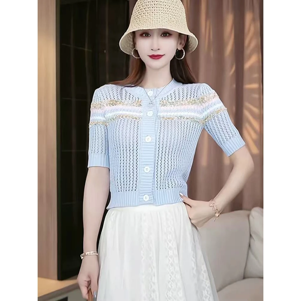 彩色条纹镂空圆领短袖针织衫女夏季2025新款休闲洋气时尚减龄上衣