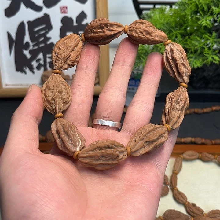 文玩核桃吊坠胖核桃15