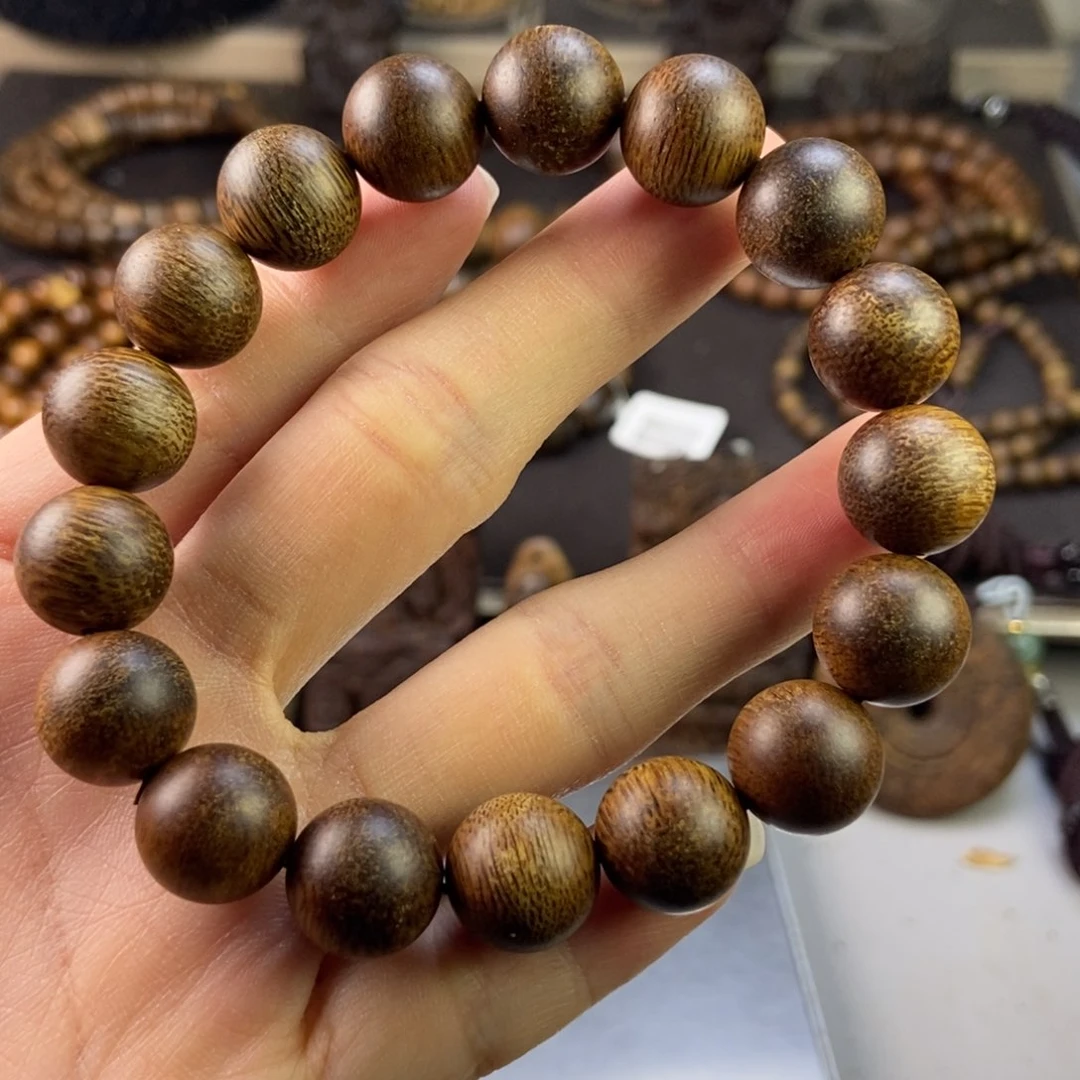 沉香手串青****越南芽庄白