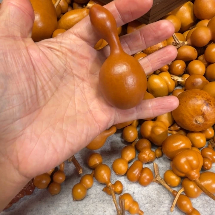 小***黑小二黑的一把小鸡腿小鸡腿葫芦