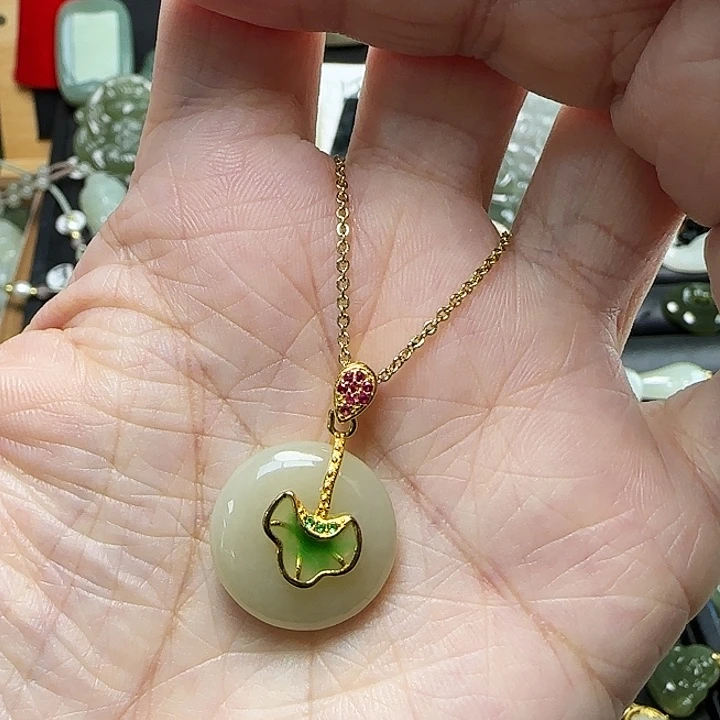 颈饰银S925镶嵌和田玉