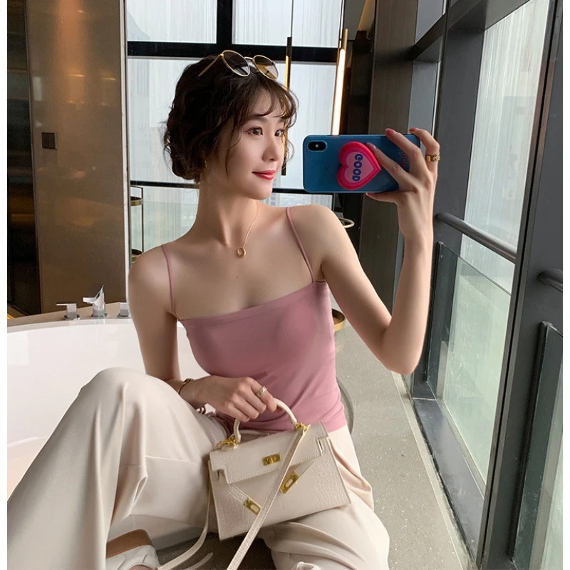 新款网红性感吊带内衣女细肩带胸垫一体式大胸显小内搭外穿小背心