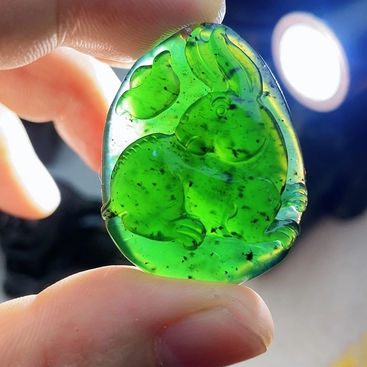 蛇纹石玉未镶嵌挂件