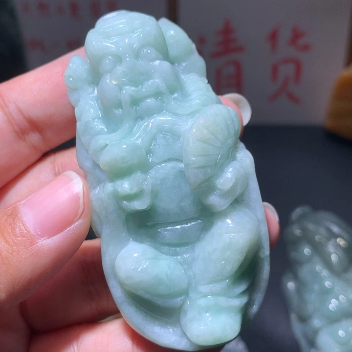 翡翠未镶嵌颈饰保真天然A货翡翠