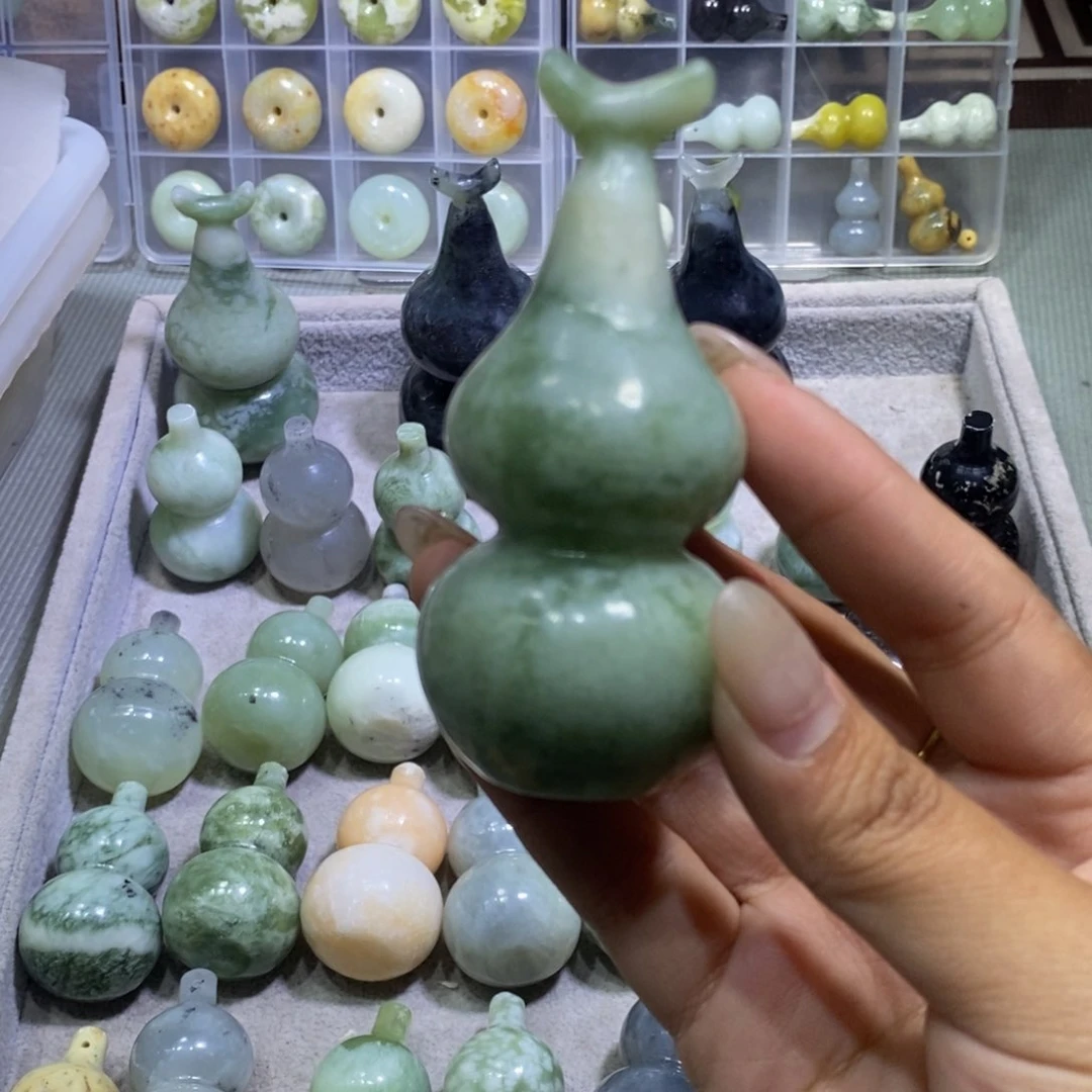 合金蛇纹石玉颈饰211