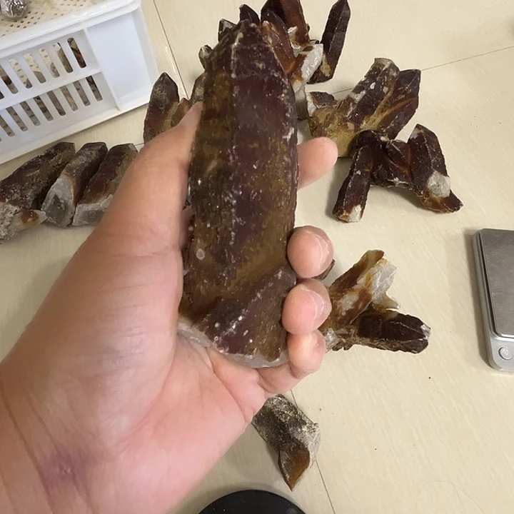 N***i未镶嵌珠宝半成品水晶