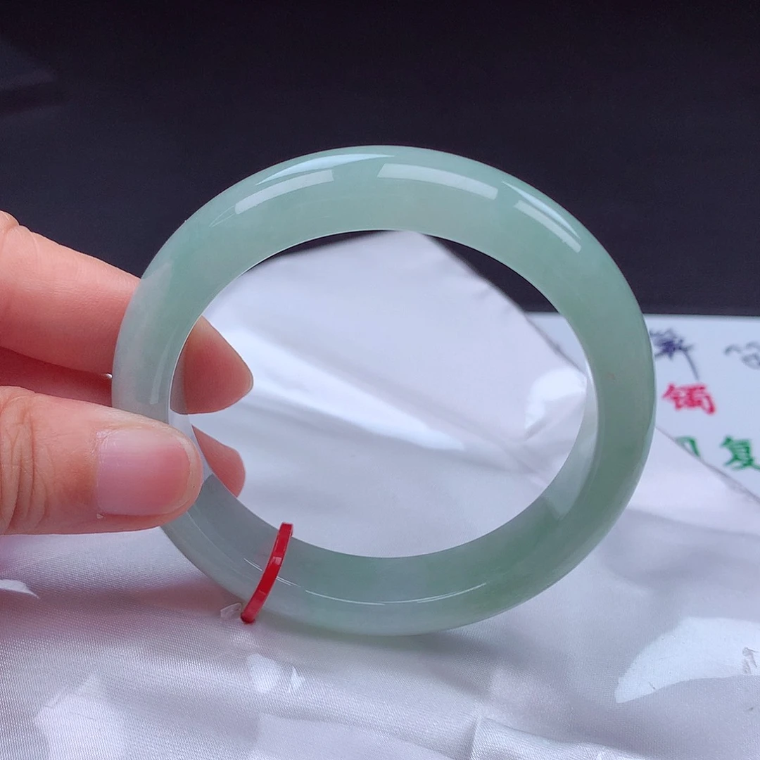 翡翠手镯未镶嵌手镯001603