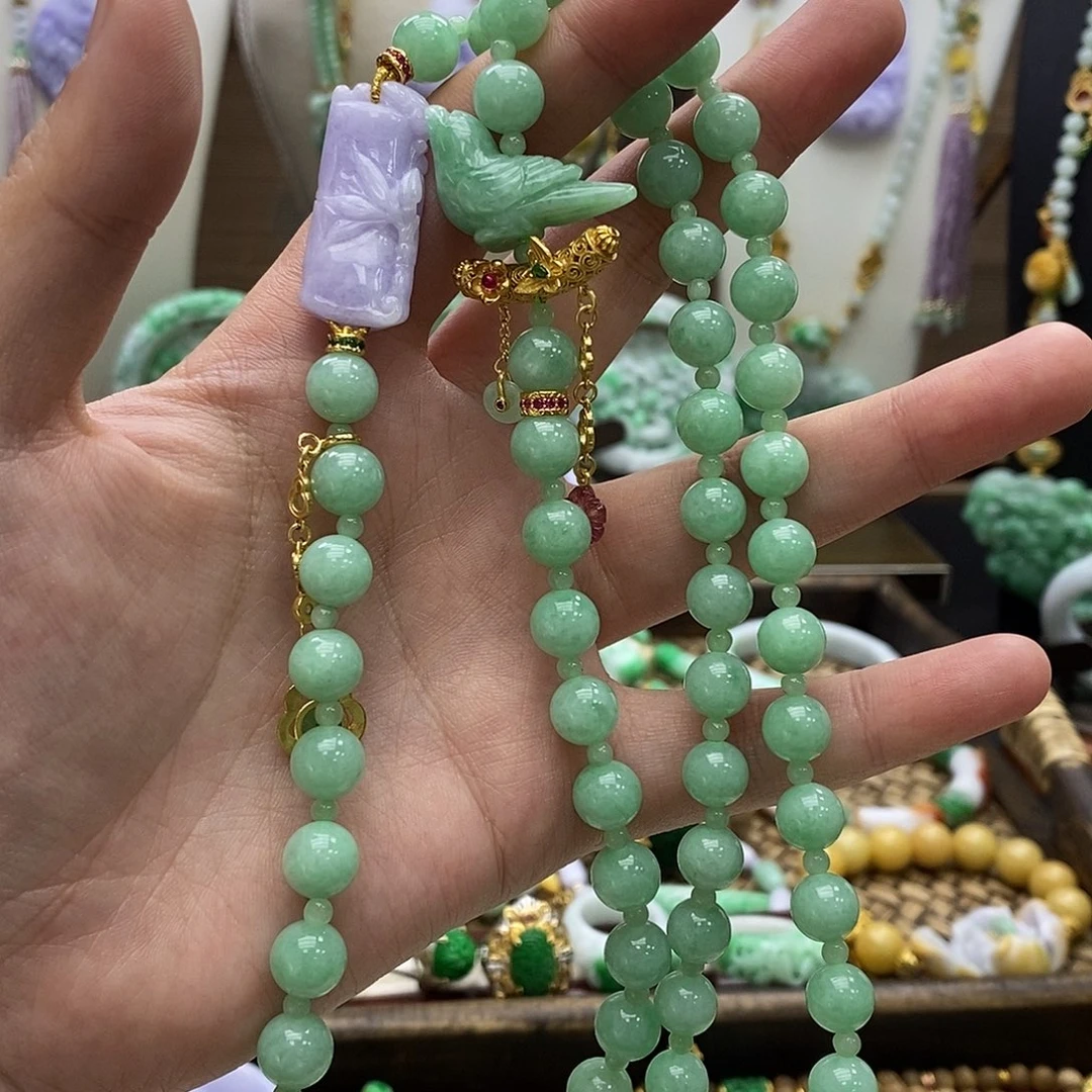 翡翠未镶嵌颈饰项链